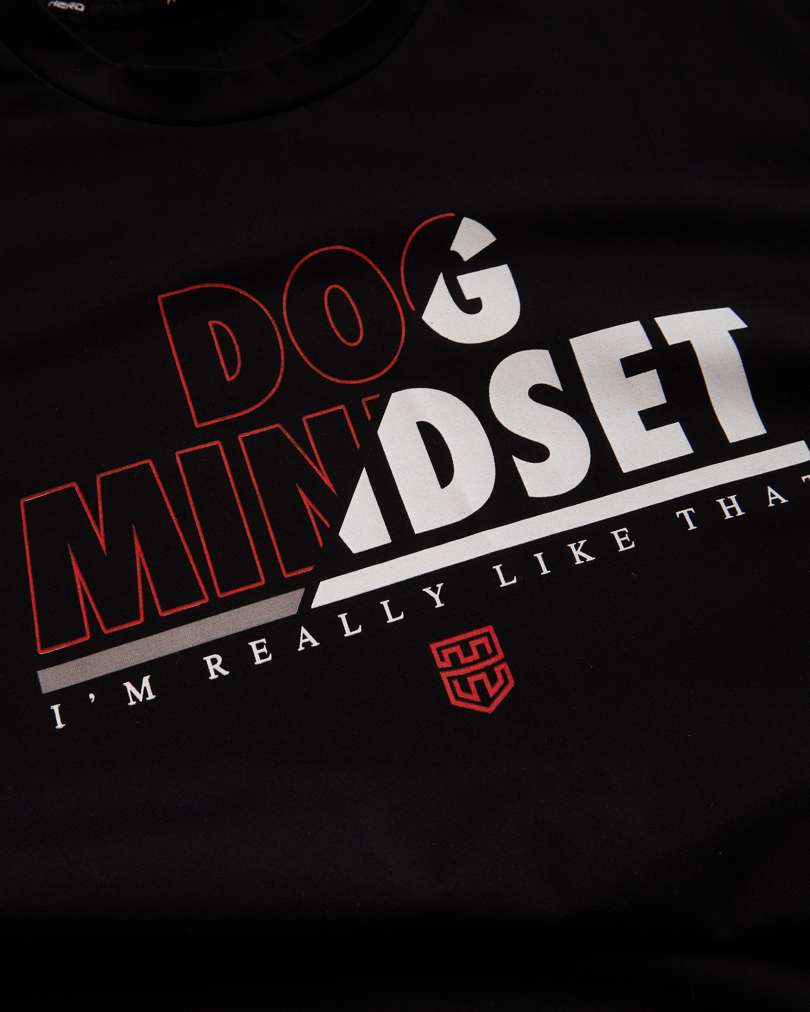 A DOGS MINDSET MENS TEE